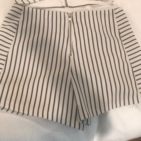 LF Set - Picture 4 of 8